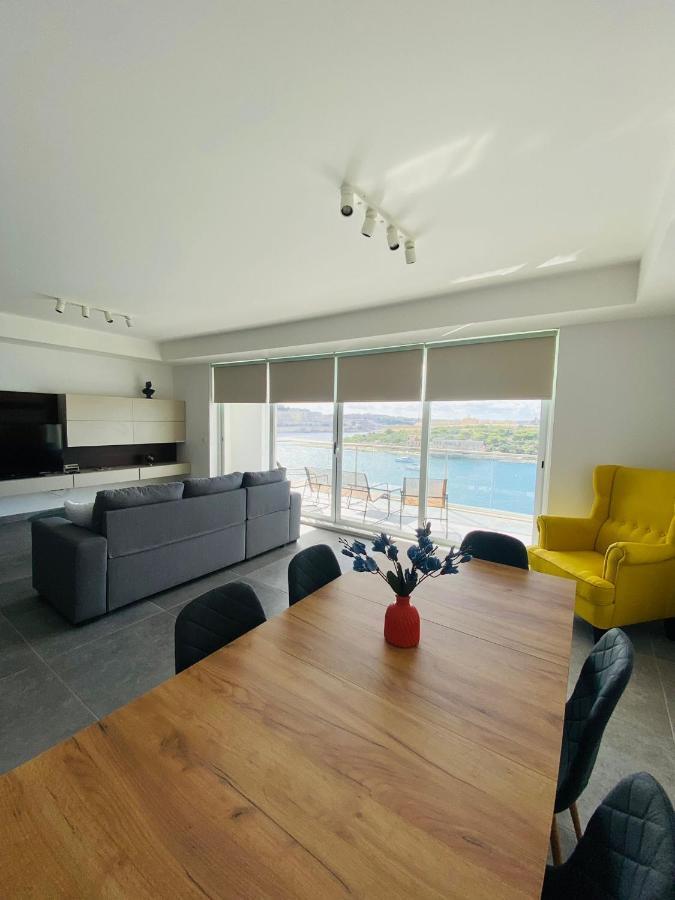 Sliema Seaview Apartment- Valletta Views - Apt 8, 49 Tigne Point Mansions Екстер'єр фото