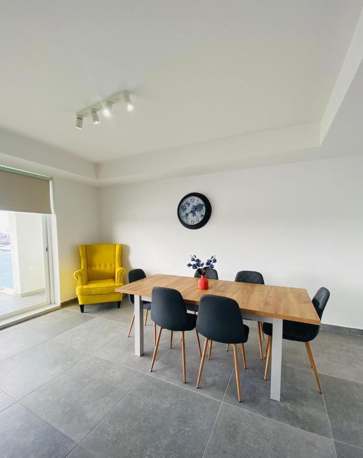 Sliema Seaview Apartment- Valletta Views - Apt 8, 49 Tigne Point Mansions Екстер'єр фото