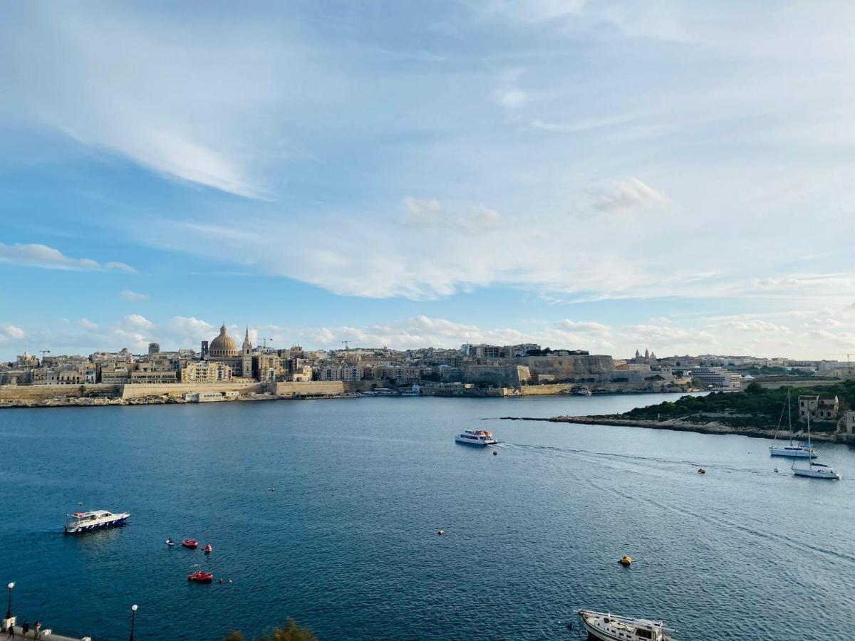 Sliema Seaview Apartment- Valletta Views - Apt 8, 49 Tigne Point Mansions Екстер'єр фото
